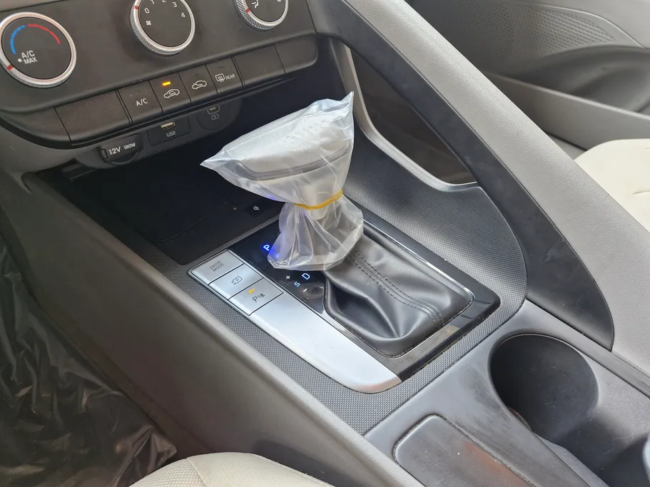 2024 Hyundai Elantra Smart 