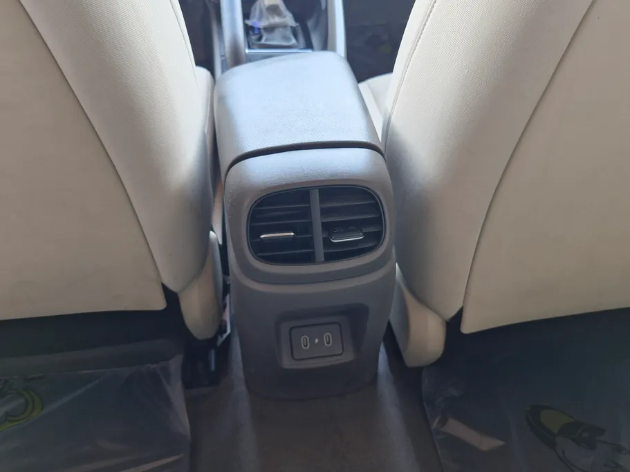 2024 Hyundai Elantra Smart 