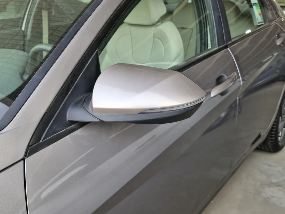 2024 Hyundai Elantra Smart 