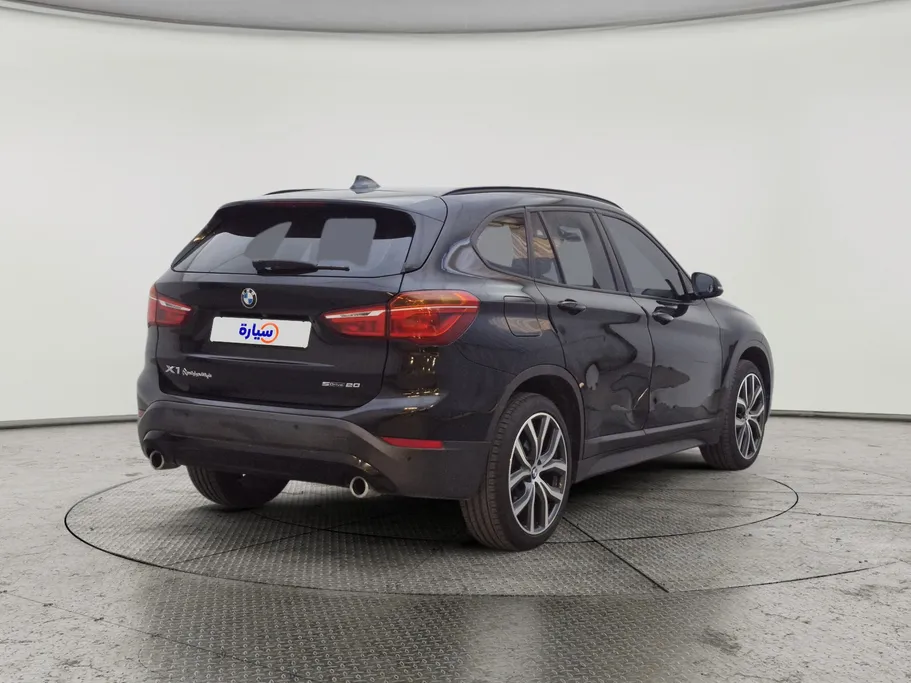 بي ام دبليو الفئة اكس 1 S Drive 20 i  2022 