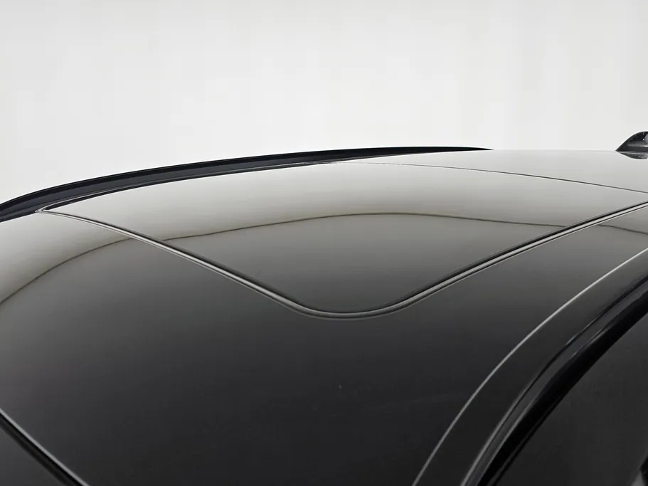 بي ام دبليو الفئة اكس 1 S Drive 20 i  2022 