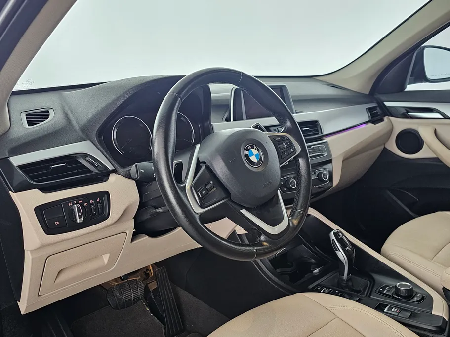 بي ام دبليو الفئة اكس 1 S Drive 20 i  2022 