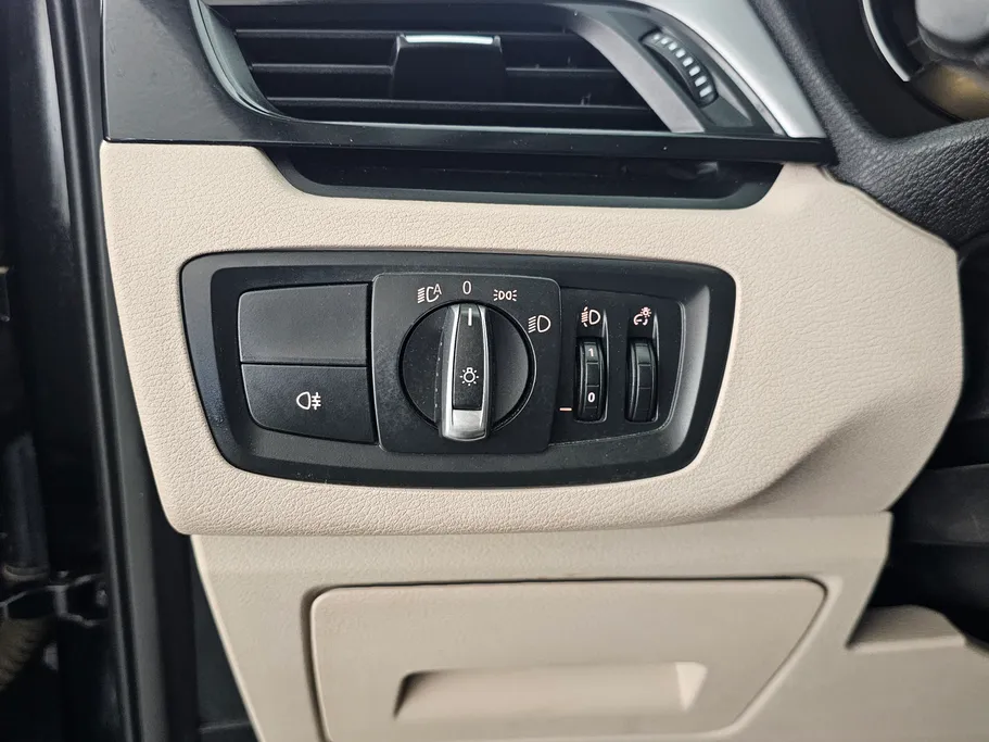 بي ام دبليو الفئة اكس 1 S Drive 20 i  2022 