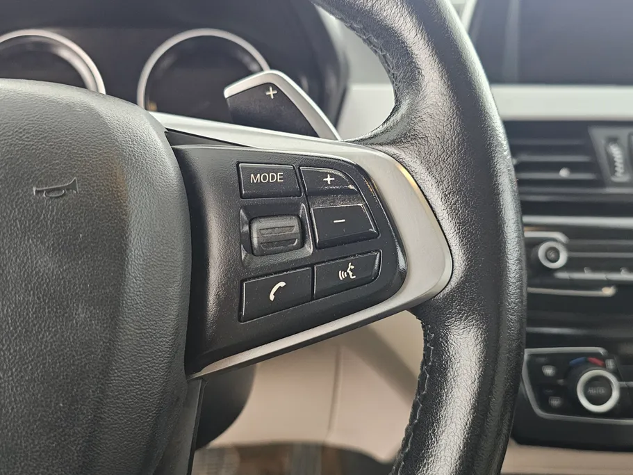 بي ام دبليو الفئة اكس 1 S Drive 20 i  2022 