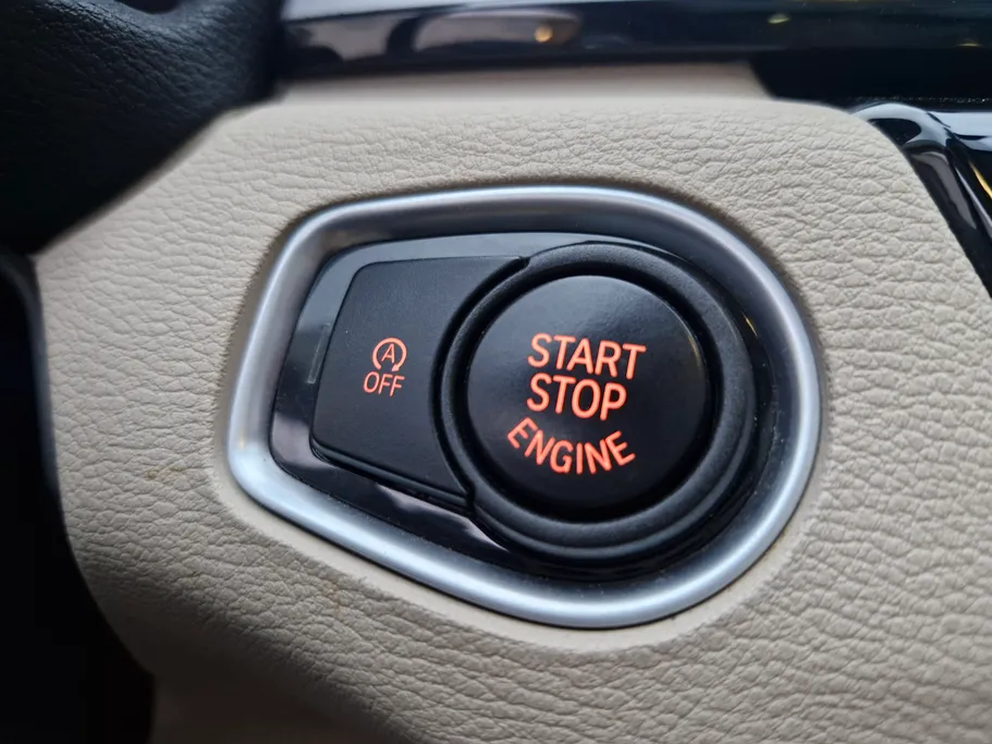 بي ام دبليو الفئة اكس 1 S Drive 20 i  2022 