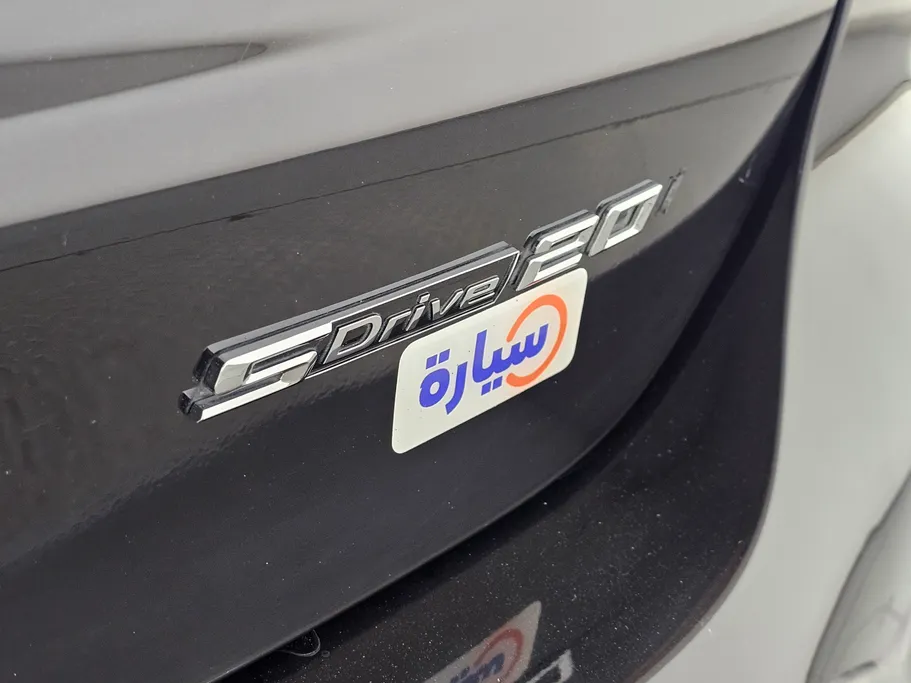 بي ام دبليو الفئة اكس 1 S Drive 20 i  2022 