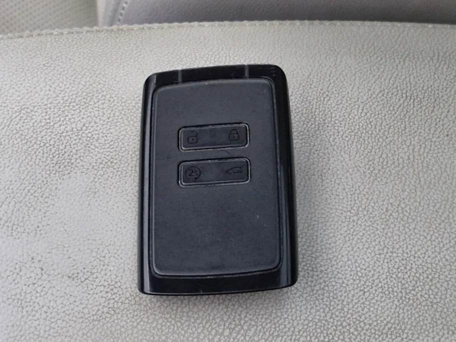 رينو كوليوس LE 2017 