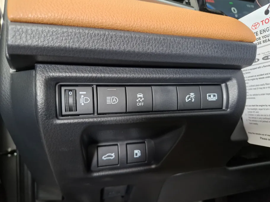 2025 Toyota Camry  Grande 