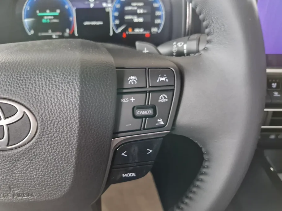 2025 Toyota Camry  Grande 