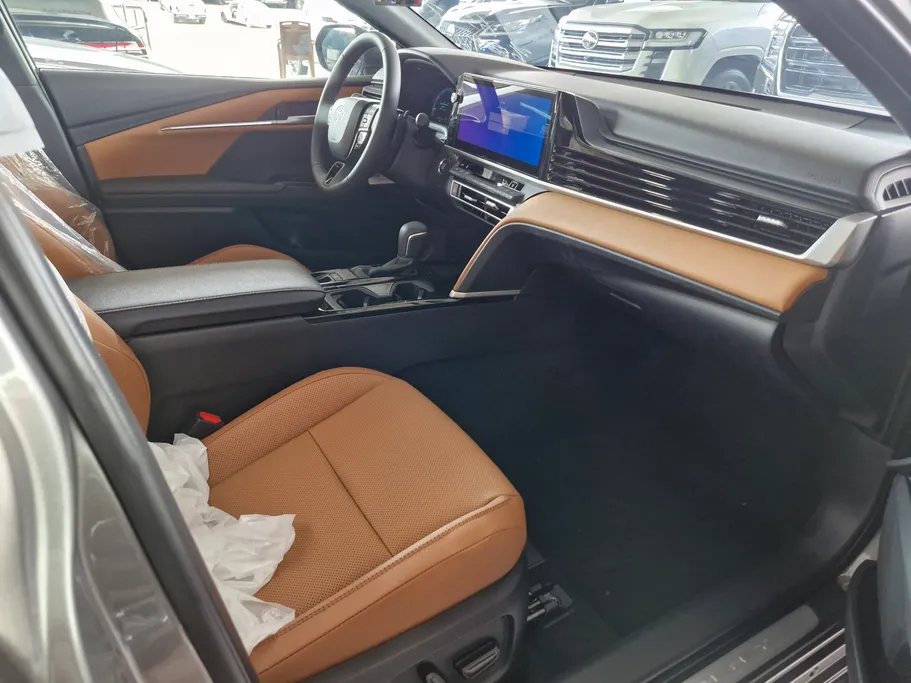 2025 Toyota Camry  Grande 