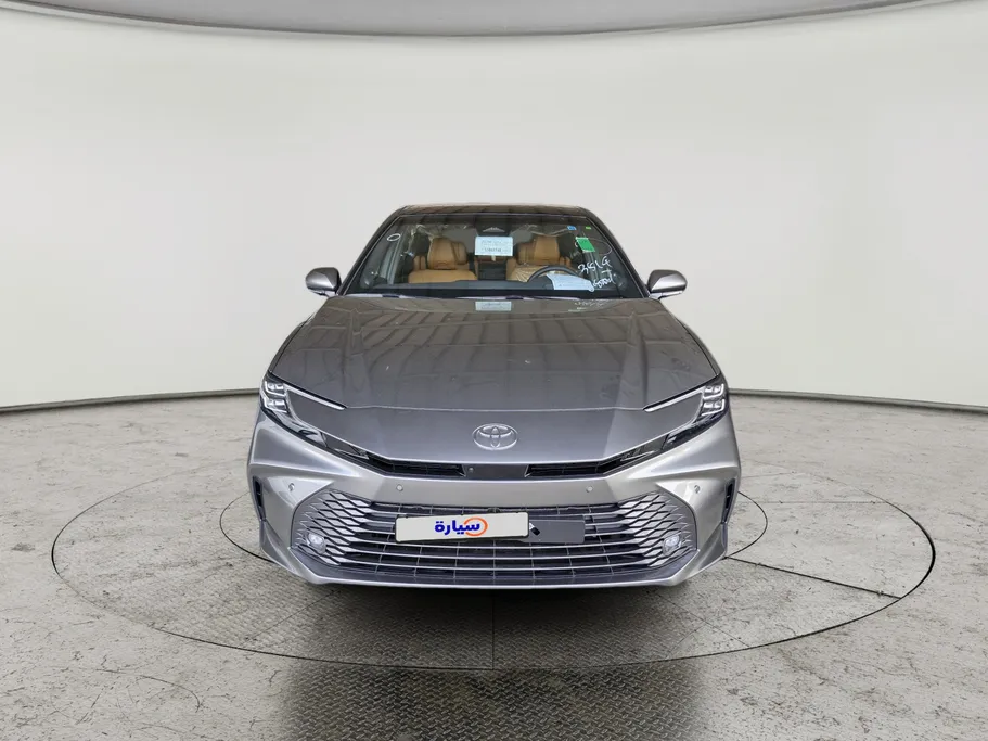 2025 Toyota Camry  LUMIERE HEV 