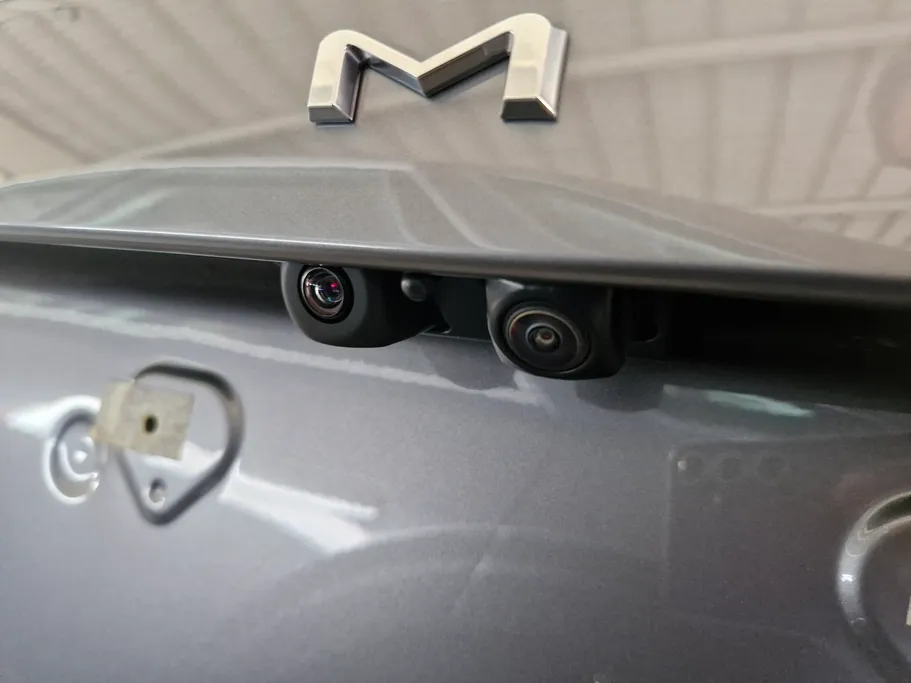 2025 Toyota Camry  LUMIERE HEV 