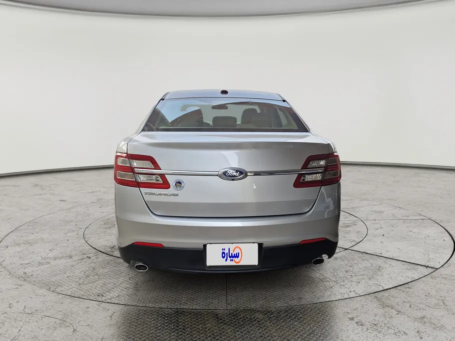 فورد تورس SE 2018 