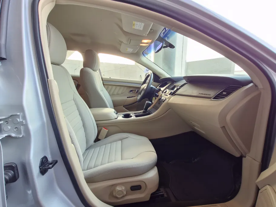 فورد تورس SE 2018 