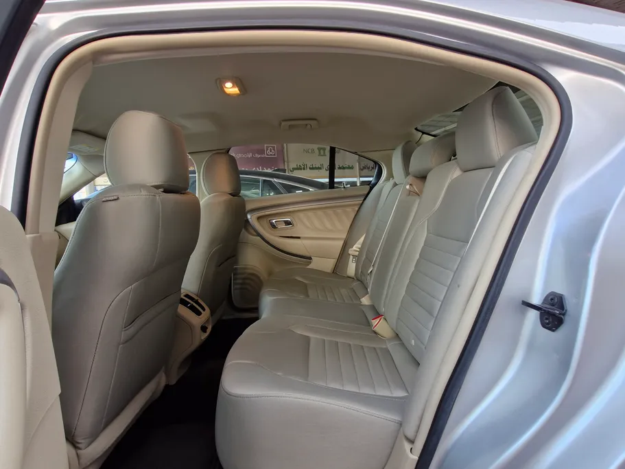 فورد تورس SE 2018 