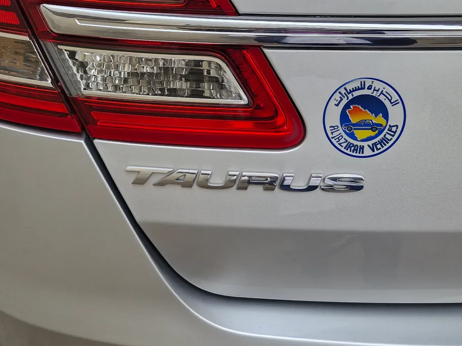 فورد تورس SE 2018 