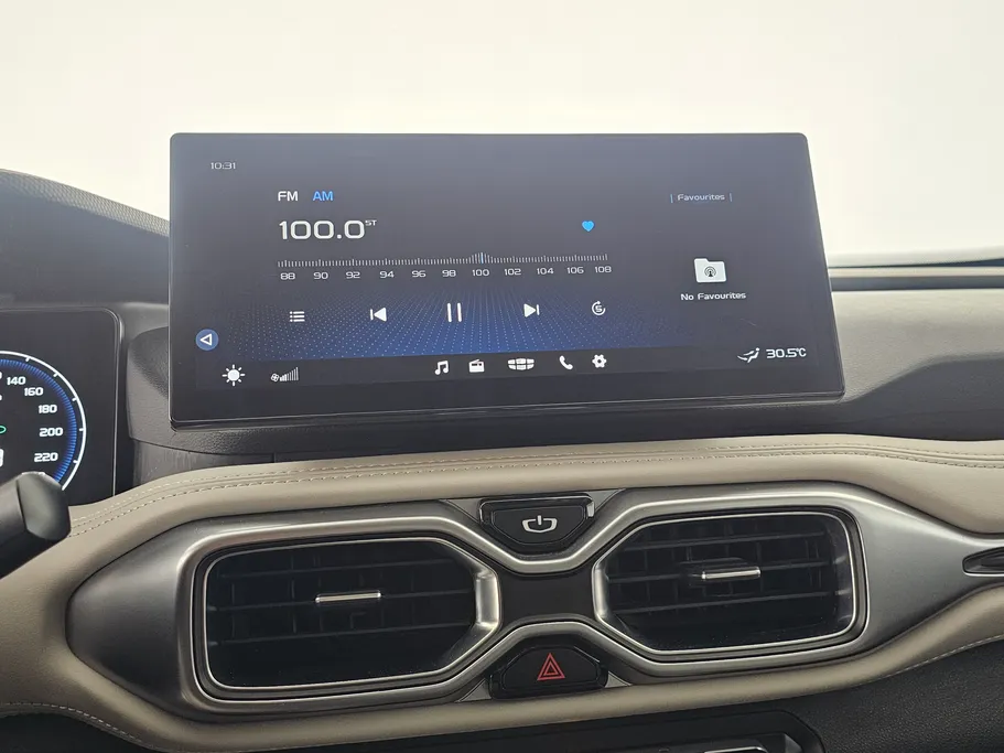 جيلي أوكافانجو Comfort 2023 