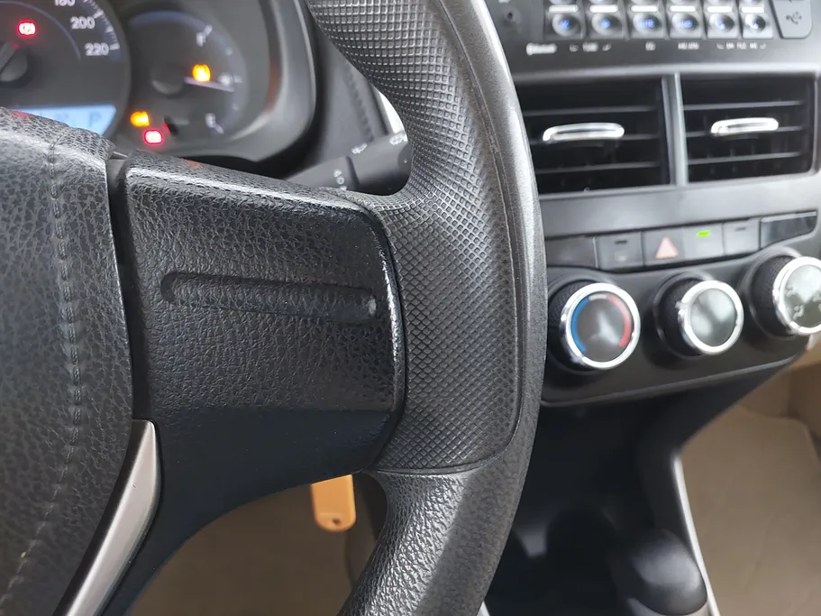 2019 Toyota Yaris  Y 