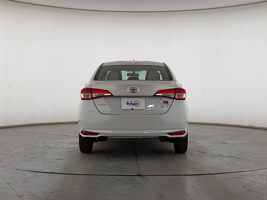 2019 Toyota Yaris  Y 