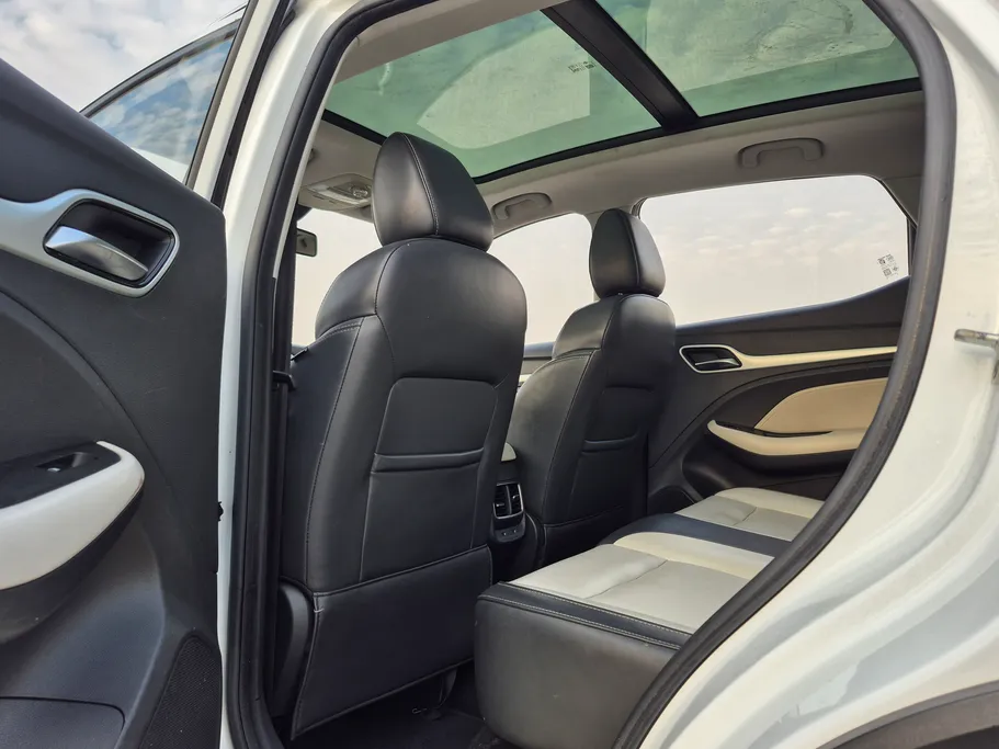 ام جي ZS LUX 2023 