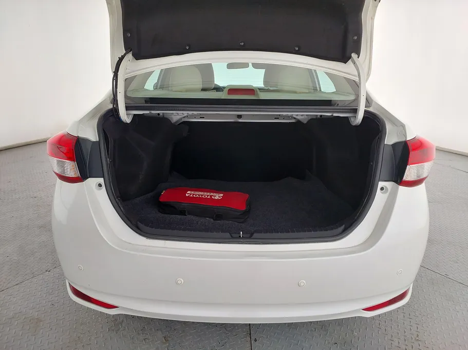 2019 Toyota Yaris  Y 