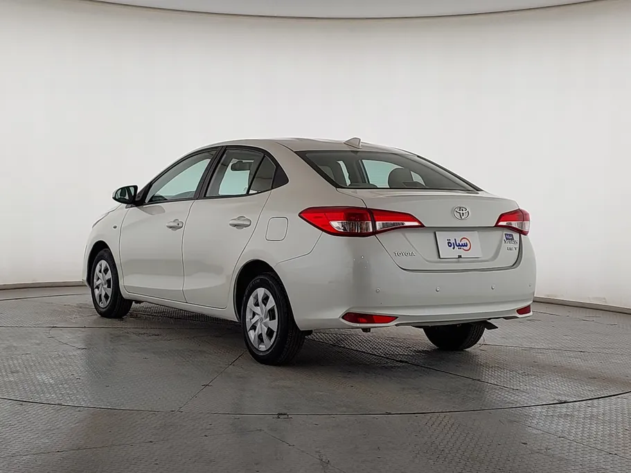 2019 Toyota Yaris  Y 