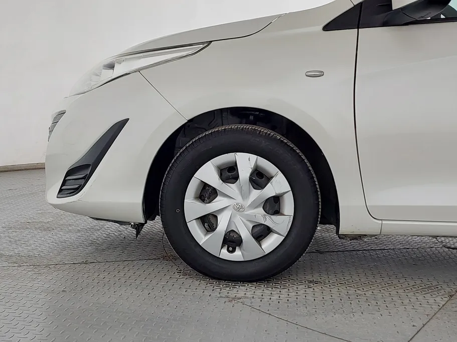 2019 Toyota Yaris  Y 