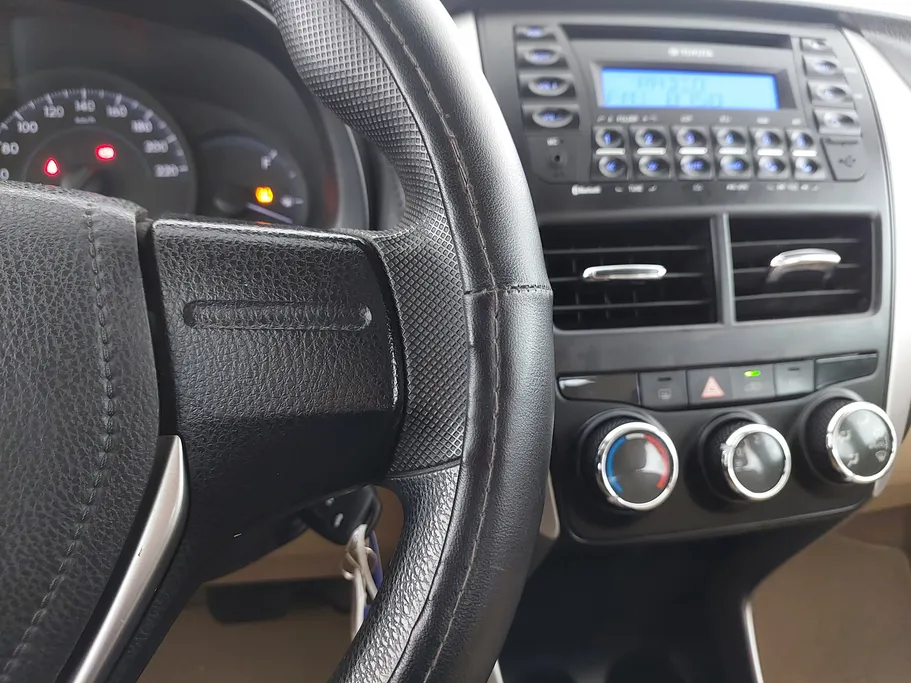 2019 Toyota Yaris  Y 