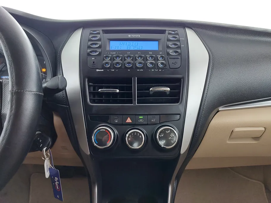 2019 Toyota Yaris  Y 