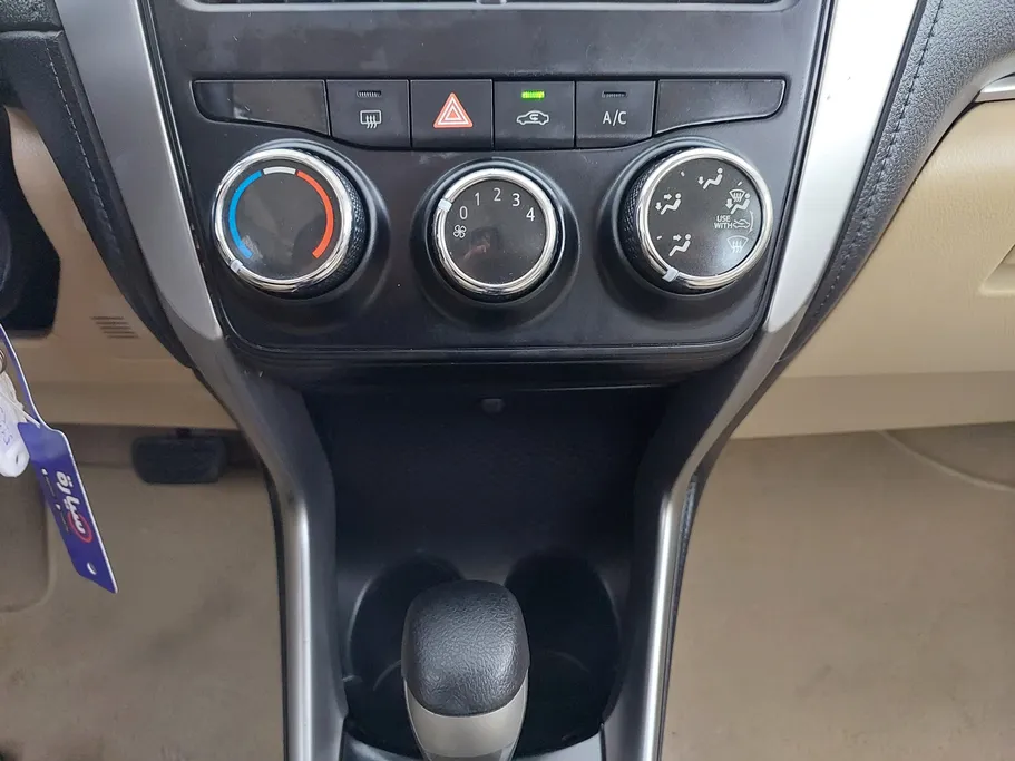 2019 Toyota Yaris  Y 