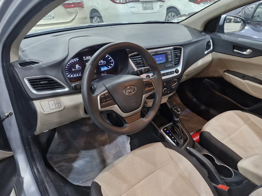 هيونداي اكسنت سمارت 2023 