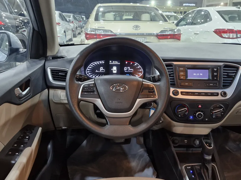 هيونداي اكسنت سمارت 2023 