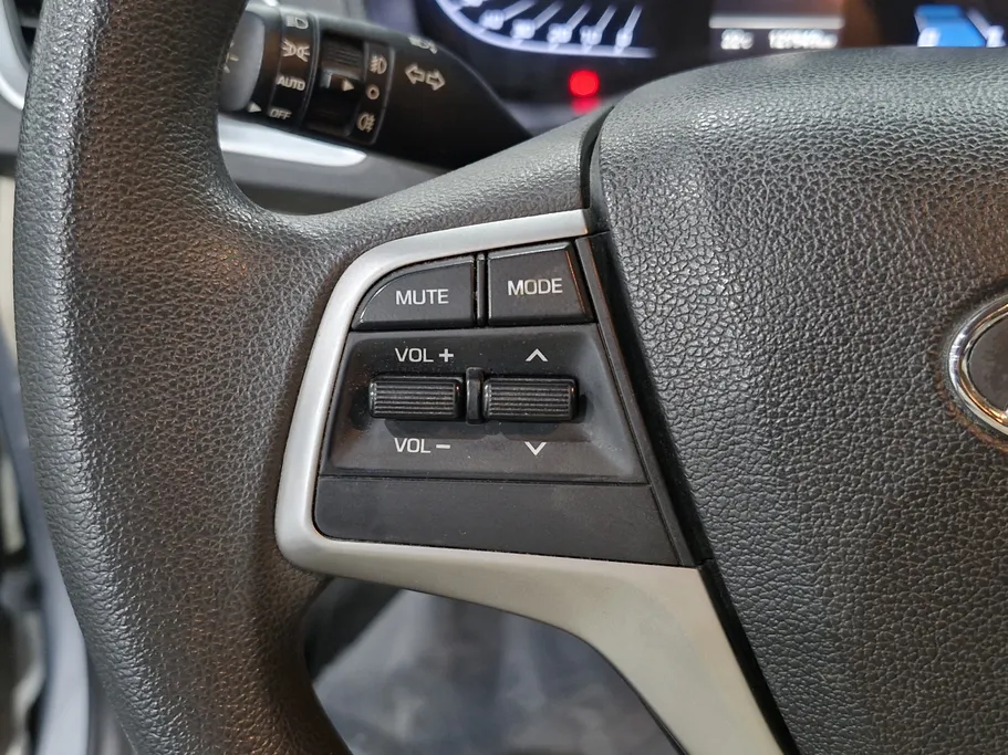 هيونداي اكسنت سمارت 2023 