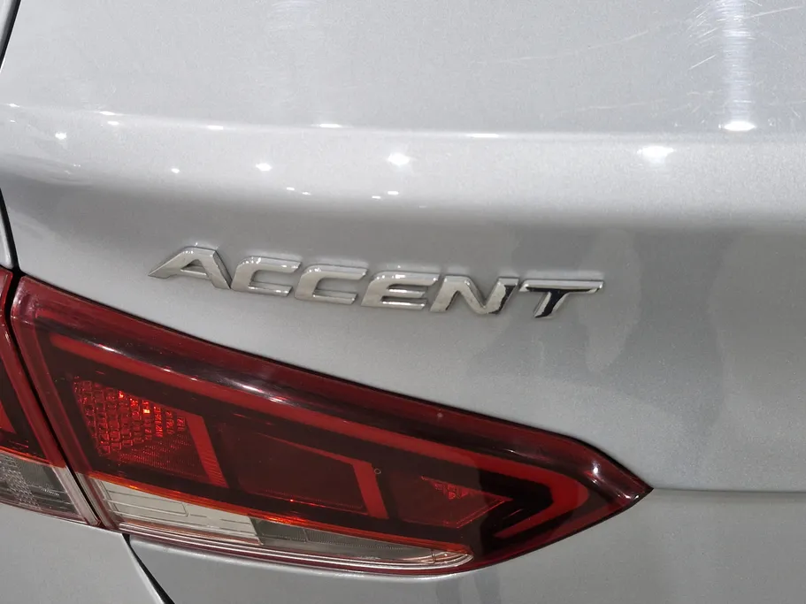 هيونداي اكسنت سمارت 2023 