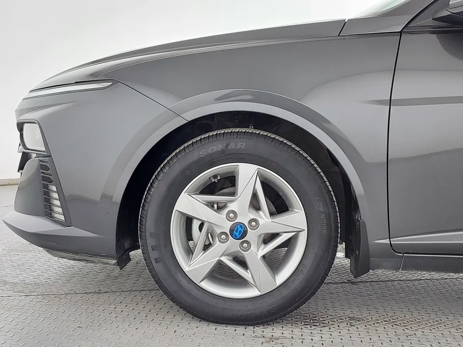 2024 Hyundai Accent Fleet 