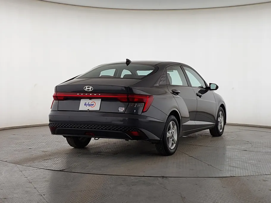 2024 Hyundai Accent Fleet 