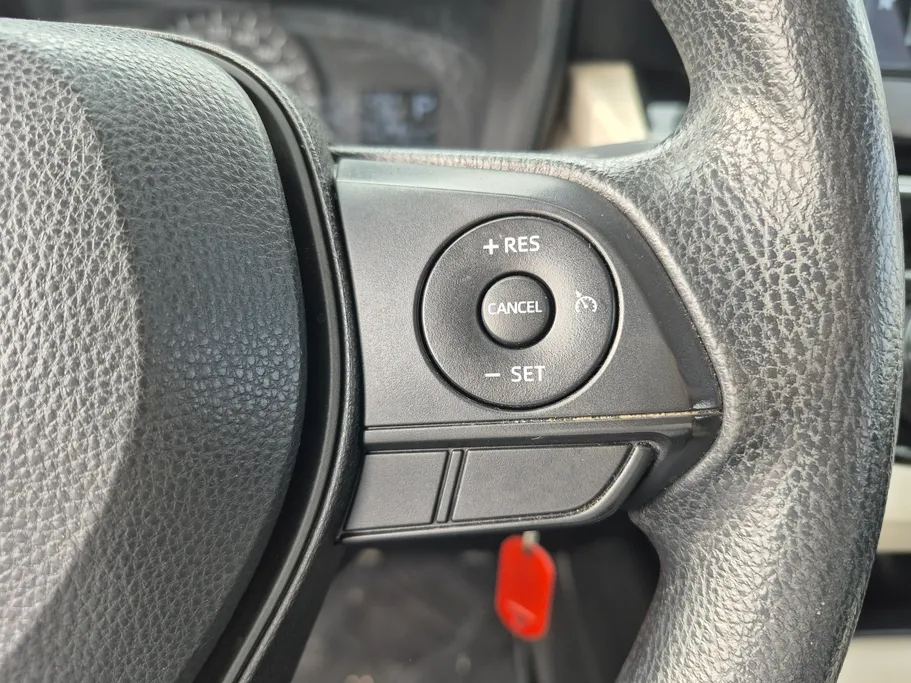 تويوتا كورولا XLI 2023 