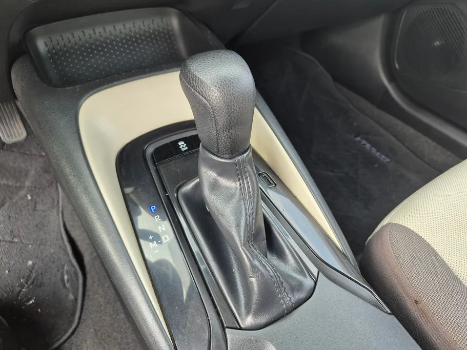 تويوتا كورولا XLI 2023 