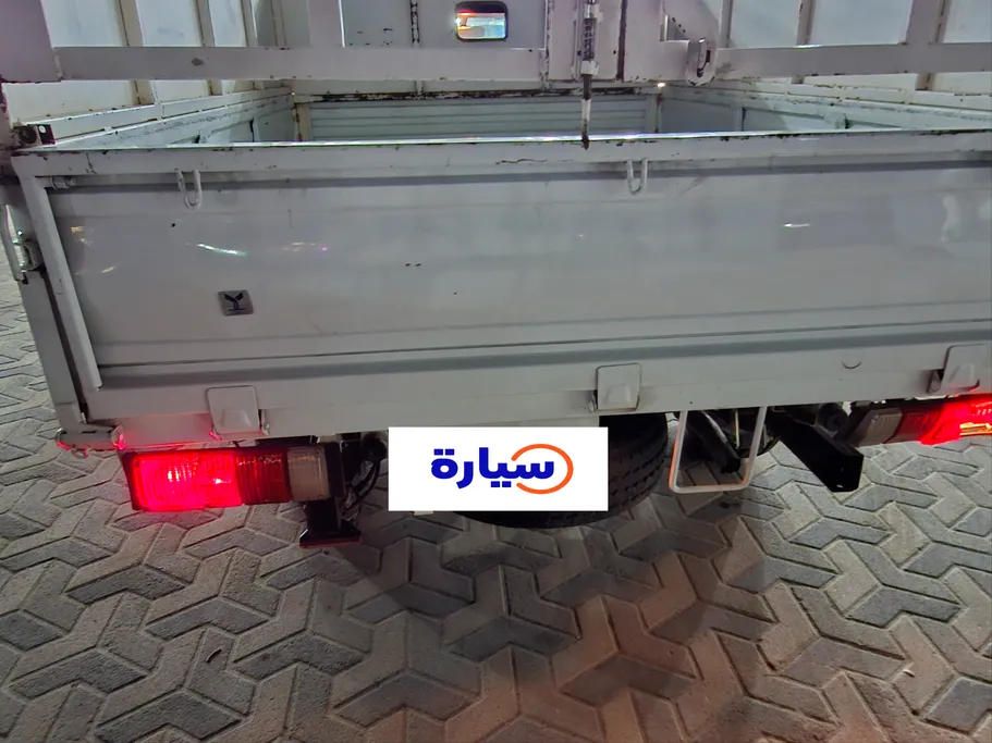 ايسوزو دي ماكس Regular Cab أجناب 2022 