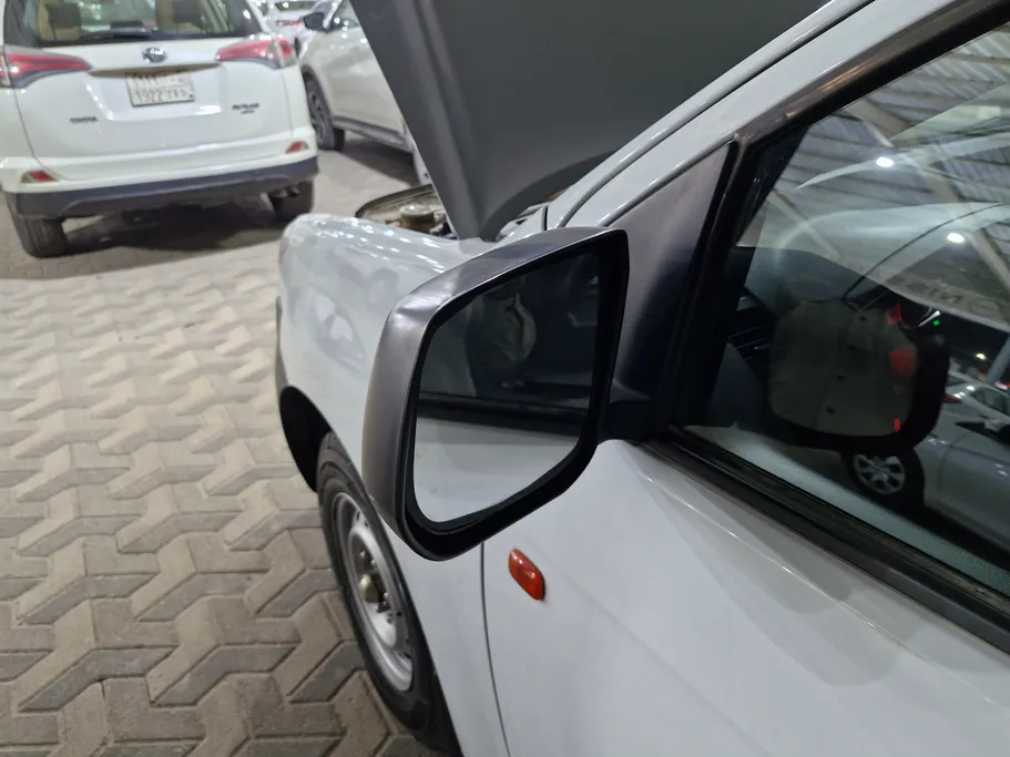 ايسوزو دي ماكس Regular Cab أجناب 2022 