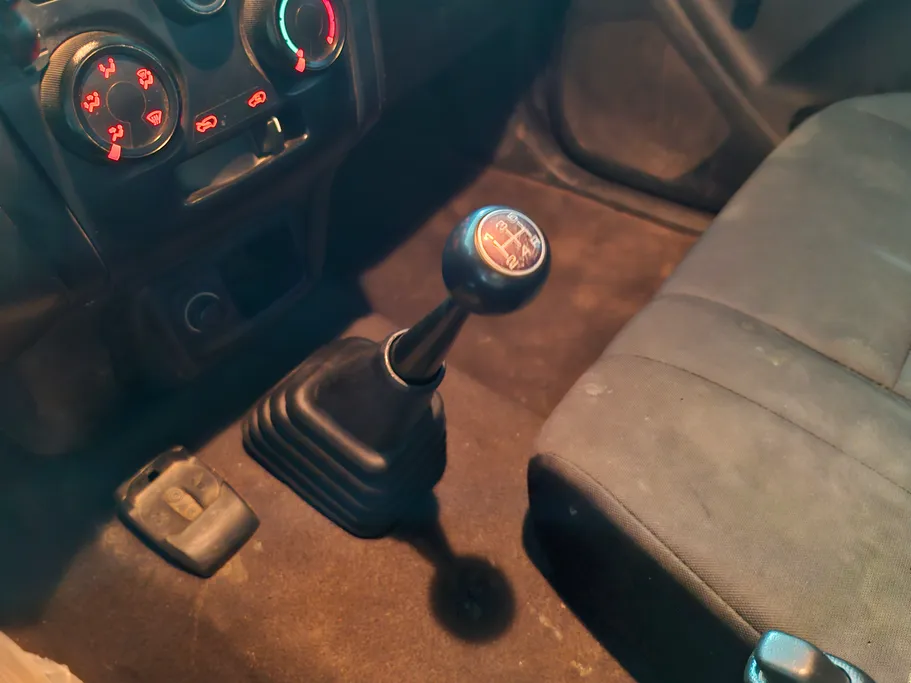 ايسوزو دي ماكس Regular Cab أجناب 2022 