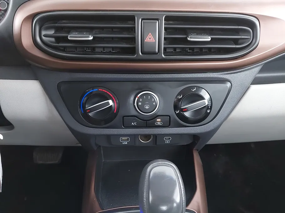 هيونداي Grand i10 فلييت 2024 