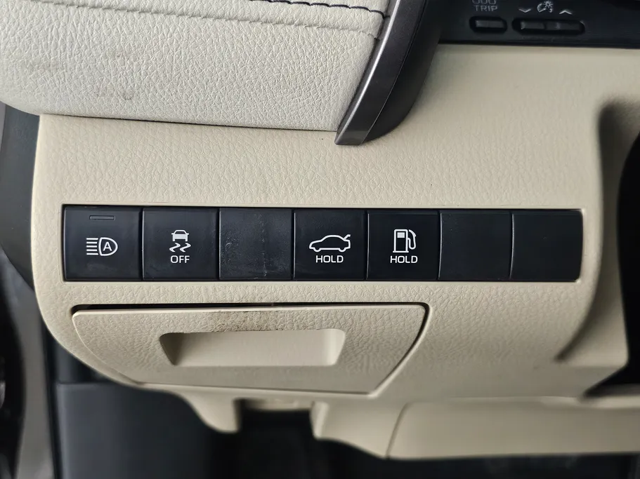 2022 Toyota Camry  Grande 