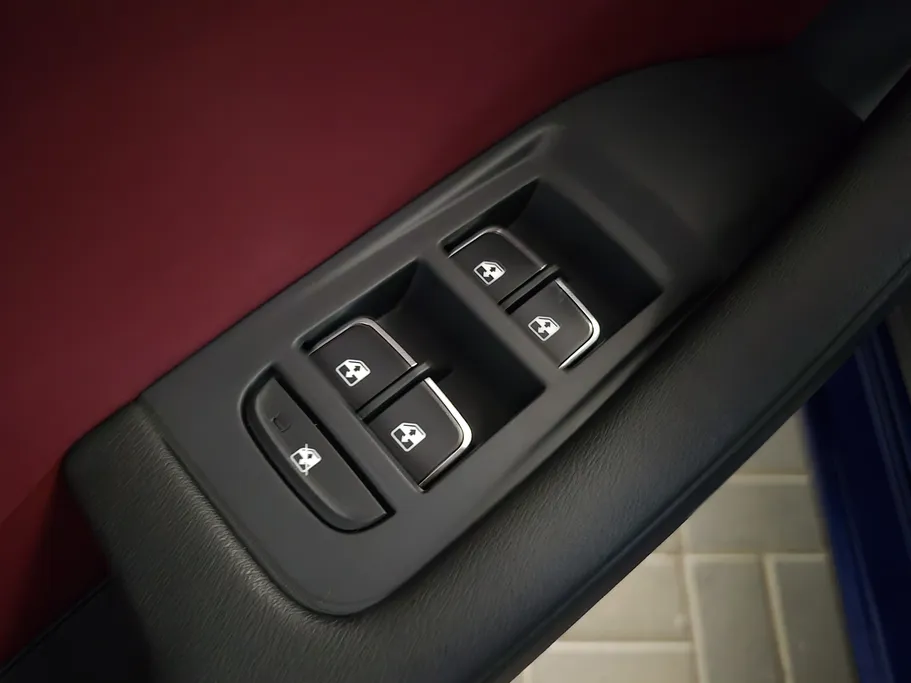 2024 Hongqi H5 Flagship 