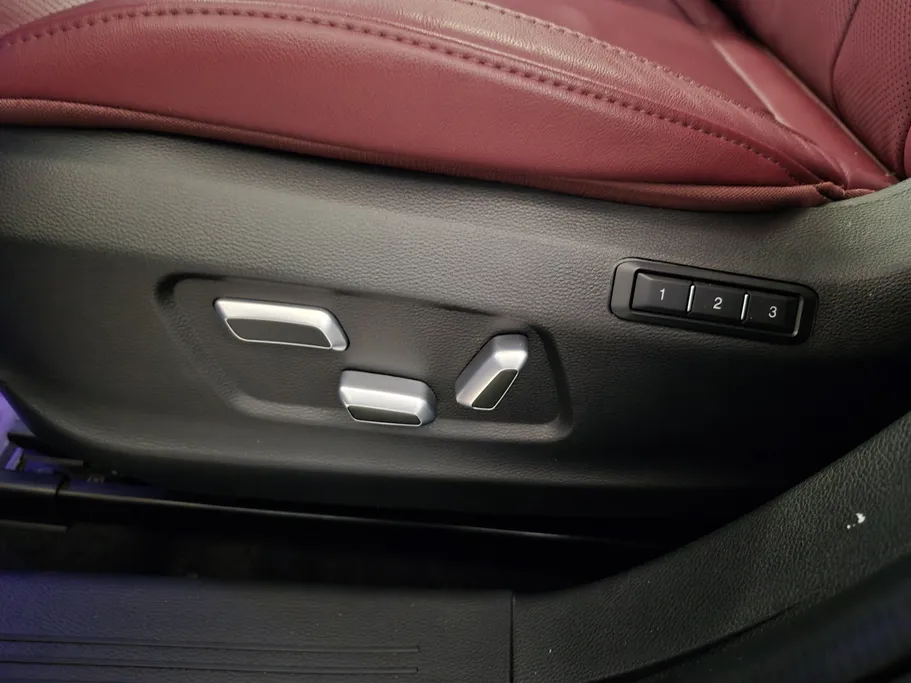 2024 Hongqi H5 Flagship 