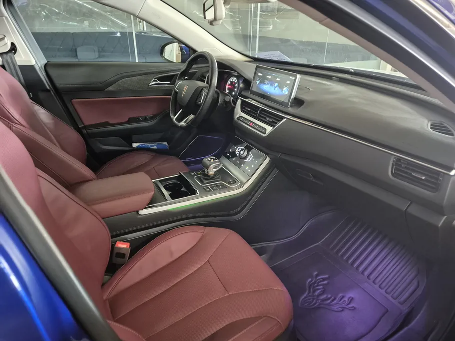 2024 Hongqi H5 Flagship 