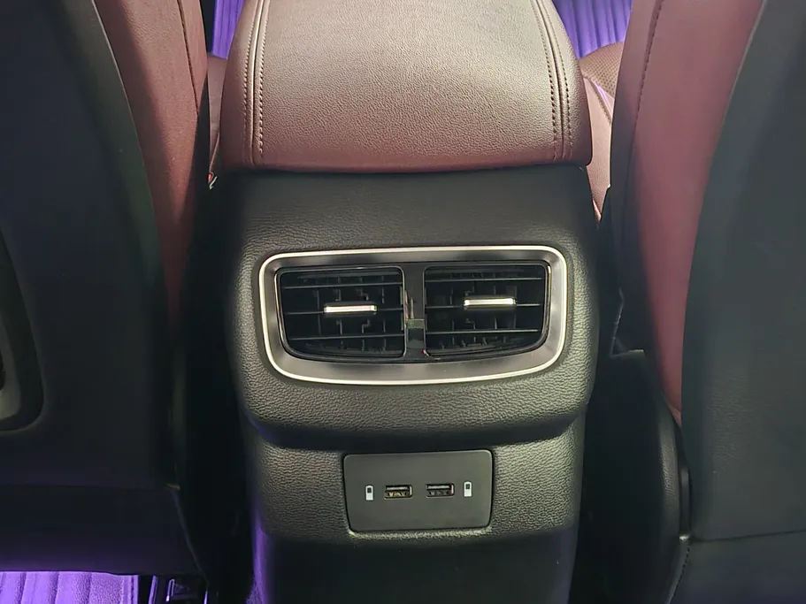 2024 Hongqi H5 Flagship 