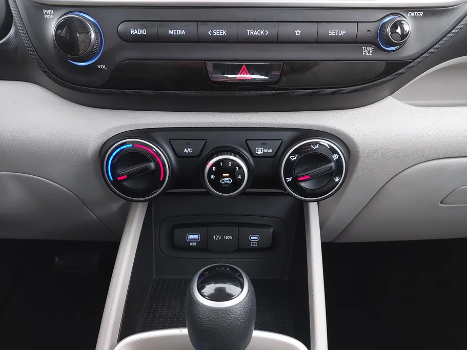 2024 Hyundai Venue Smart 