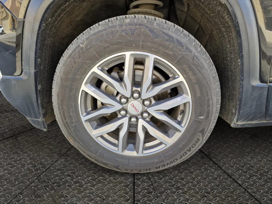 جي إم سي  اكاديا SLE 2019 