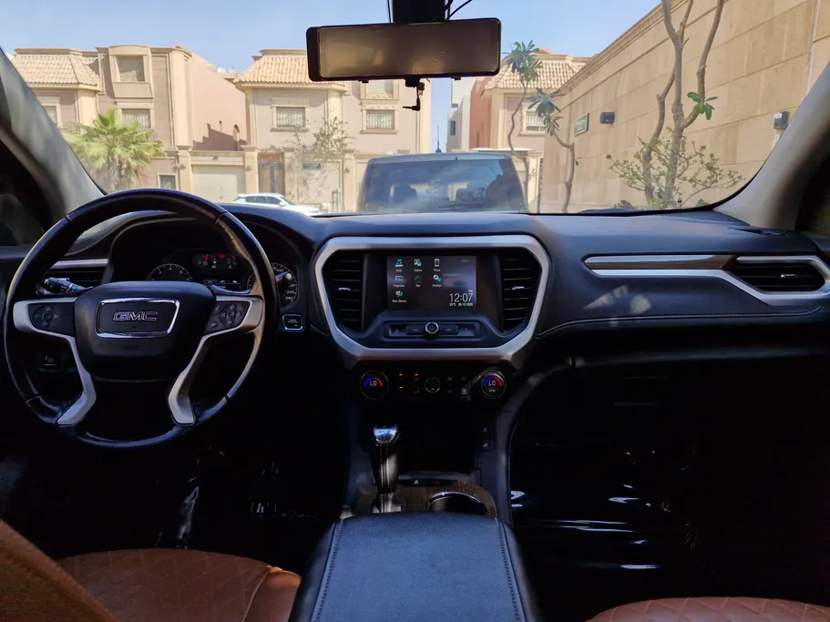 جي إم سي  اكاديا SLE 2019 